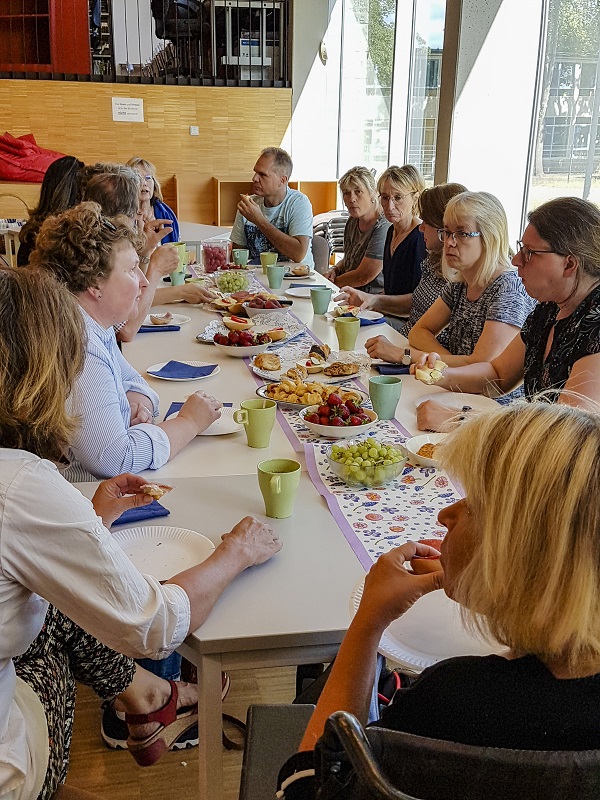 2019 07 07 Frühstück Bibliothek 1
